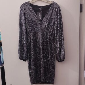 Black Sheath Dress with Bishop Sleeves and V-Neck